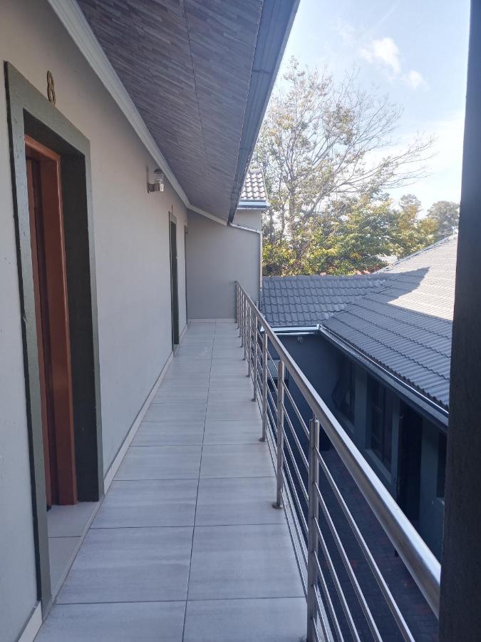 Wise Bird Guest House 루드푸르트 외부 사진