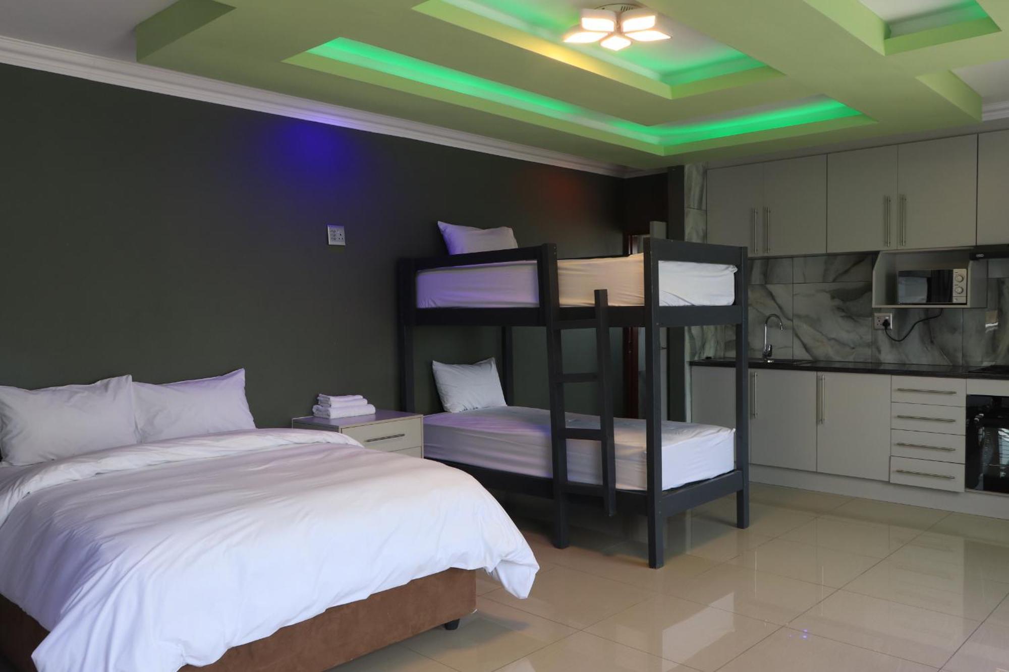 Wise Bird Guest House 루드푸르트 외부 사진